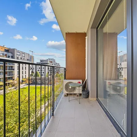 Air Conditioned 1 Apartment, Slnecnice アパート *