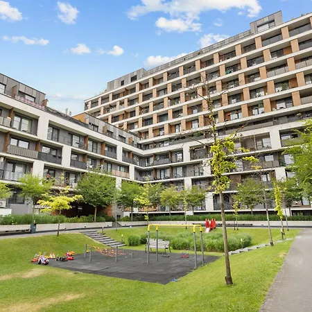 Air Conditioned 1 Apartment, Slnecnice アパート *